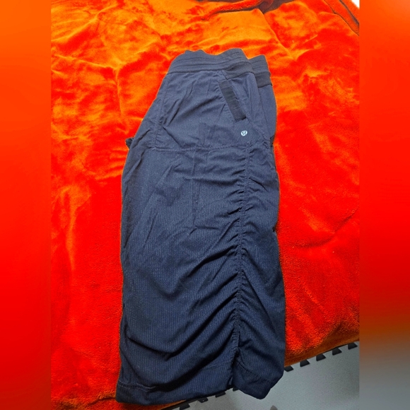 Lululemon dance studio capris black - Picture 2 of 3